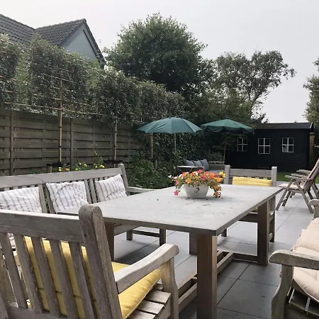 Lovely In With Terrace Holiday home Bergen aan Zee